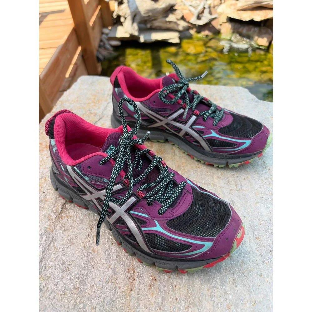 Asics gel scram
